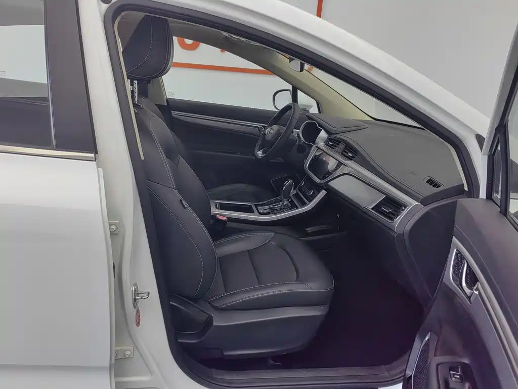 Geely Emgrand GS 2020 2019 1.4T CVT Elegance