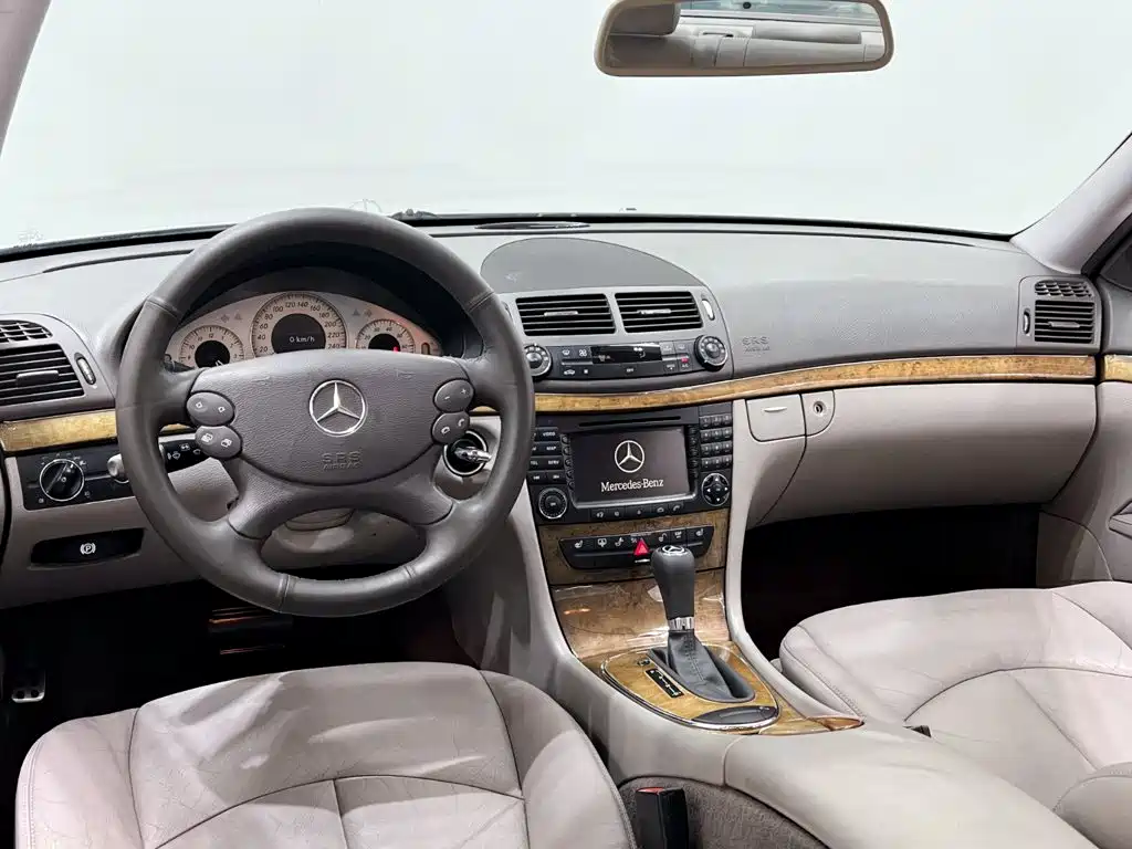 Mercedes-Benz E-Class 2008 2008 E 230 Fashion