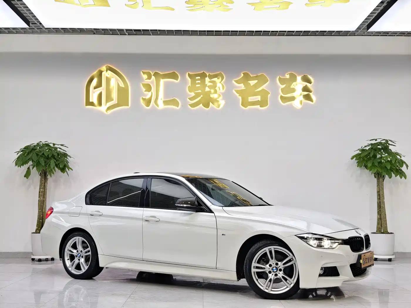 BMW 3 Series 2018 320i M Sport Package фото 4
