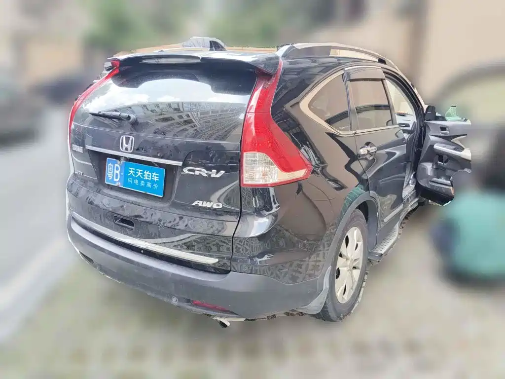 Фото 2 - Honda CR-V