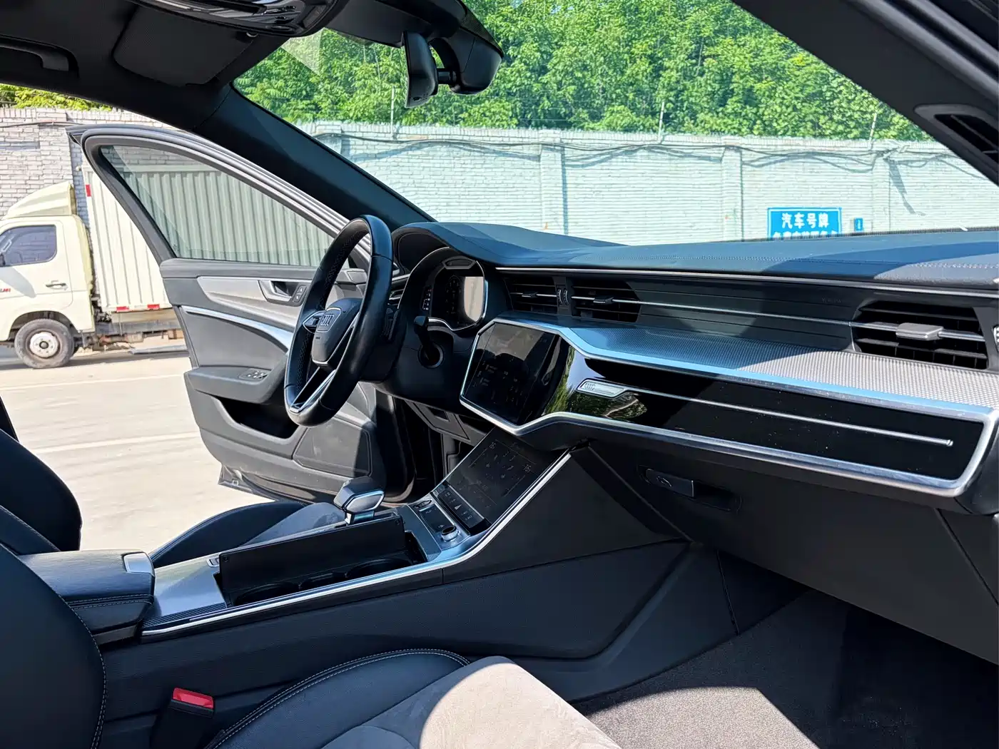 Audi A6L 2022 45 TFSI Premium Dynamic фото 6