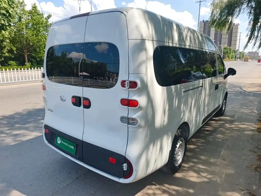 SAIC Maxus Dana V1 2024 2024 V1 Long Wheelbase High Roof Multi-Purpose (62kWh)