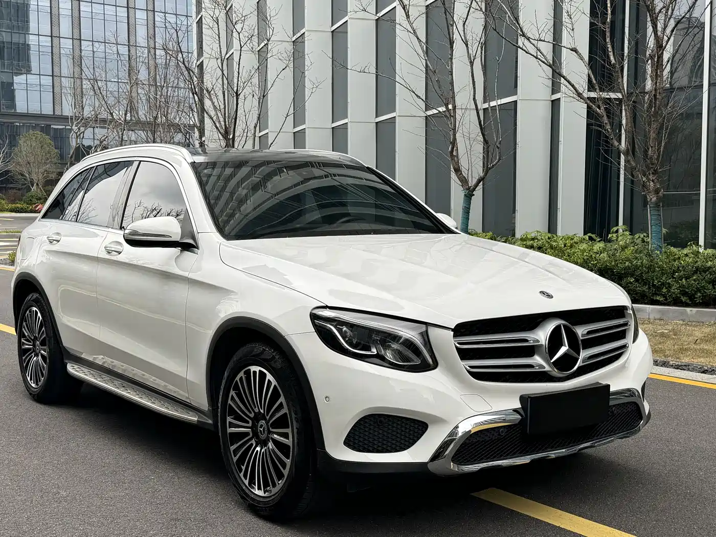 Mercedes-Benz GLC 2017 GLC 200 4MATIC фото 3