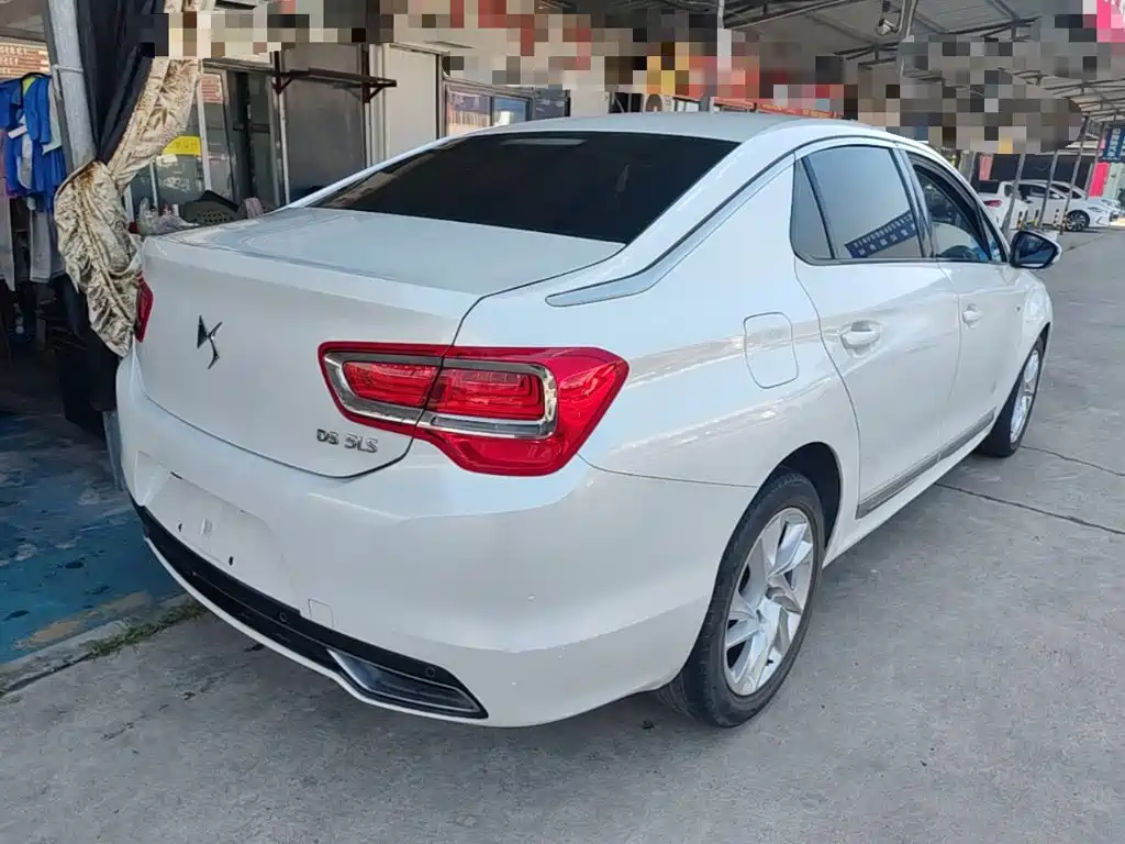 DS 5LS 2015 2015 1.6T Style THP160