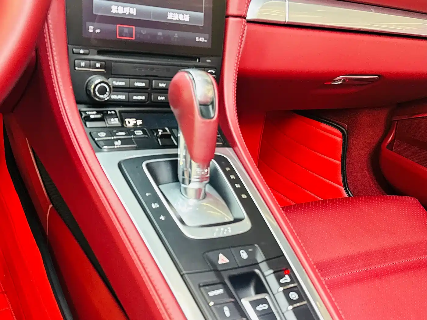 Porsche 718 2018 Boxster 2.0T фото 9