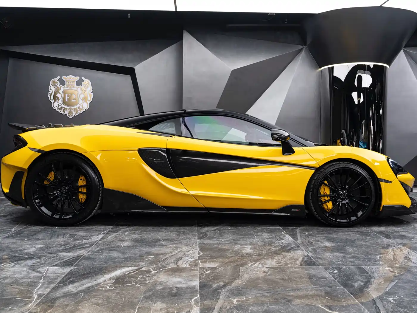 McLaren 570 2019 570S 3.8T Coupe фото 13