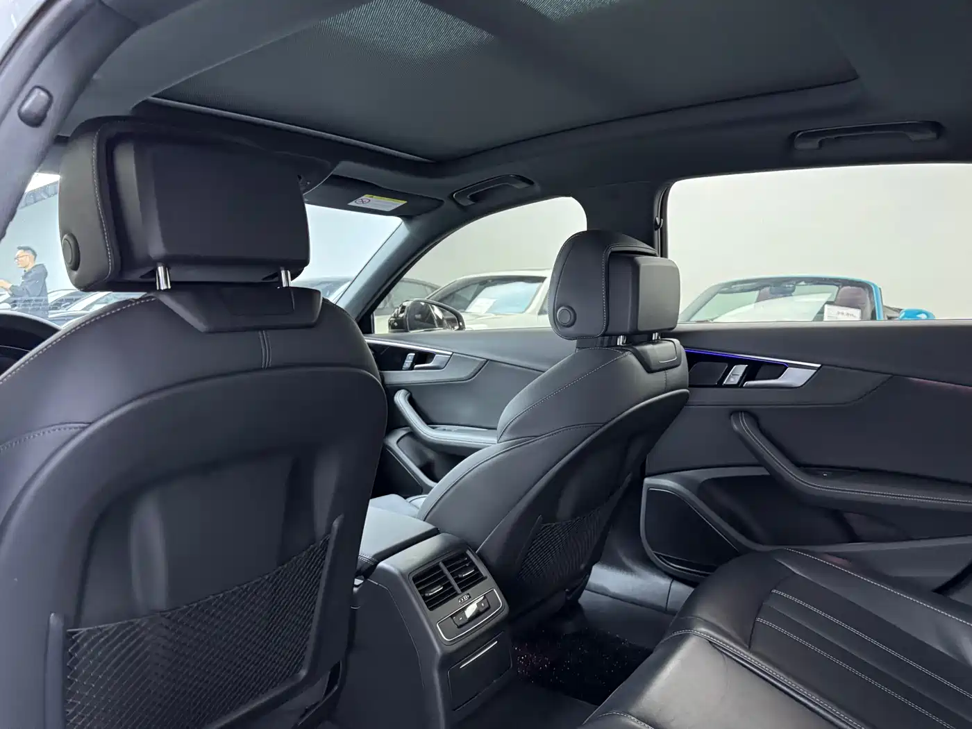 Audi A4L 2024 40 TFSI Luxury Dynamic фото 9