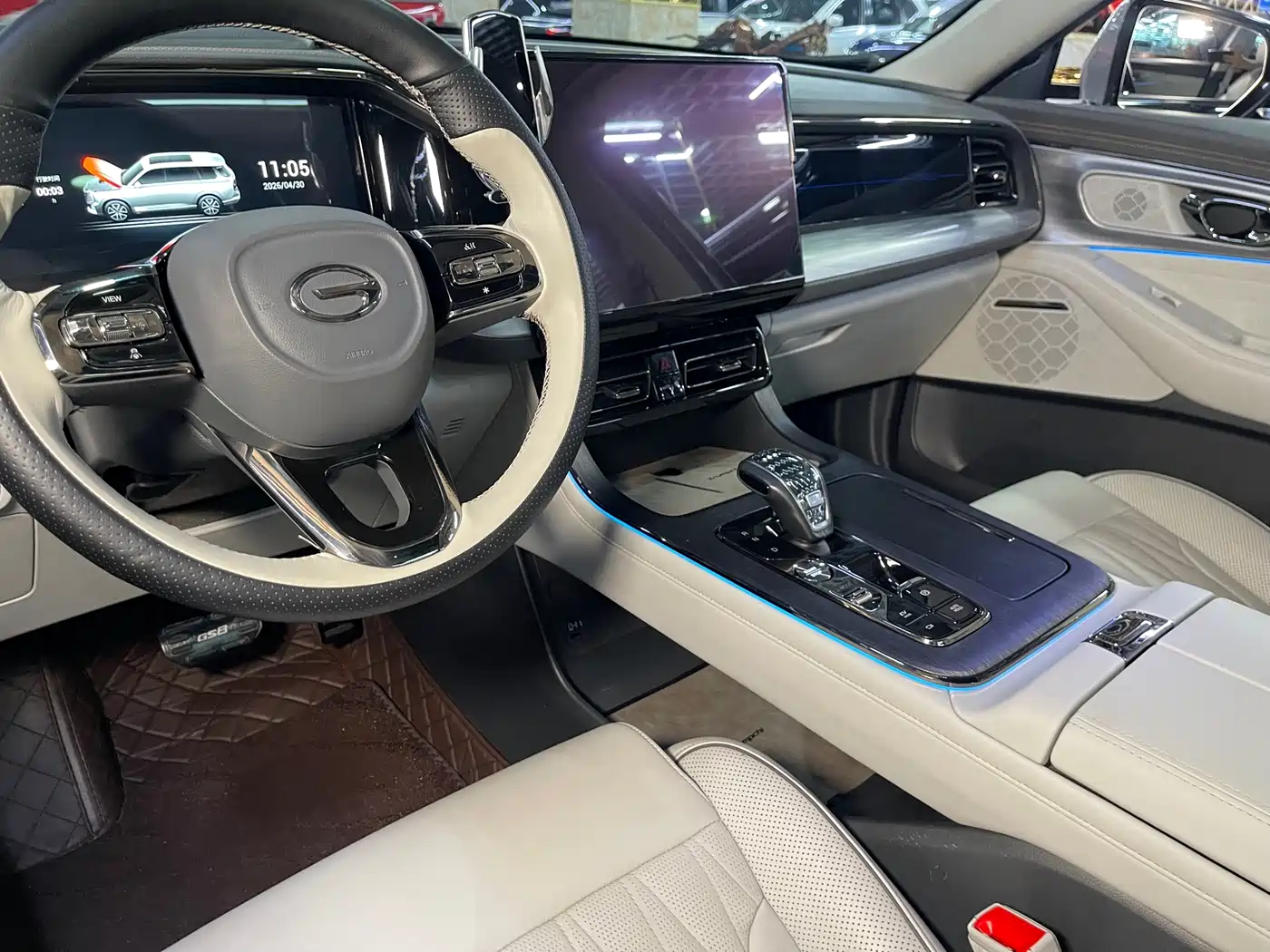 GAC Trumpchi Trumpchi GS8 2022 Pilot Series 2.0TGDI 2WD Premium Edition (7-Seater) фото 6