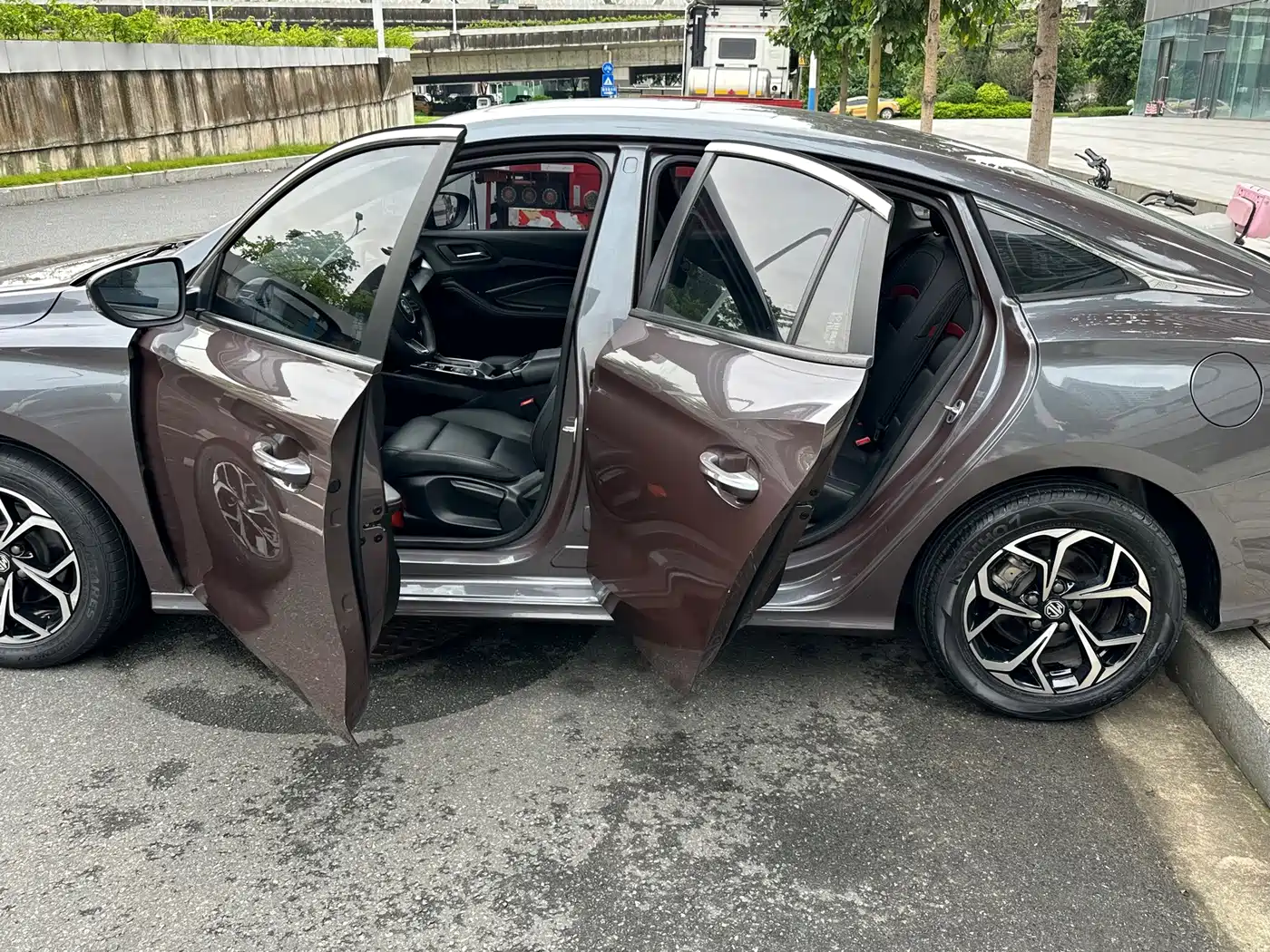 Фото 4 - MG MG5
