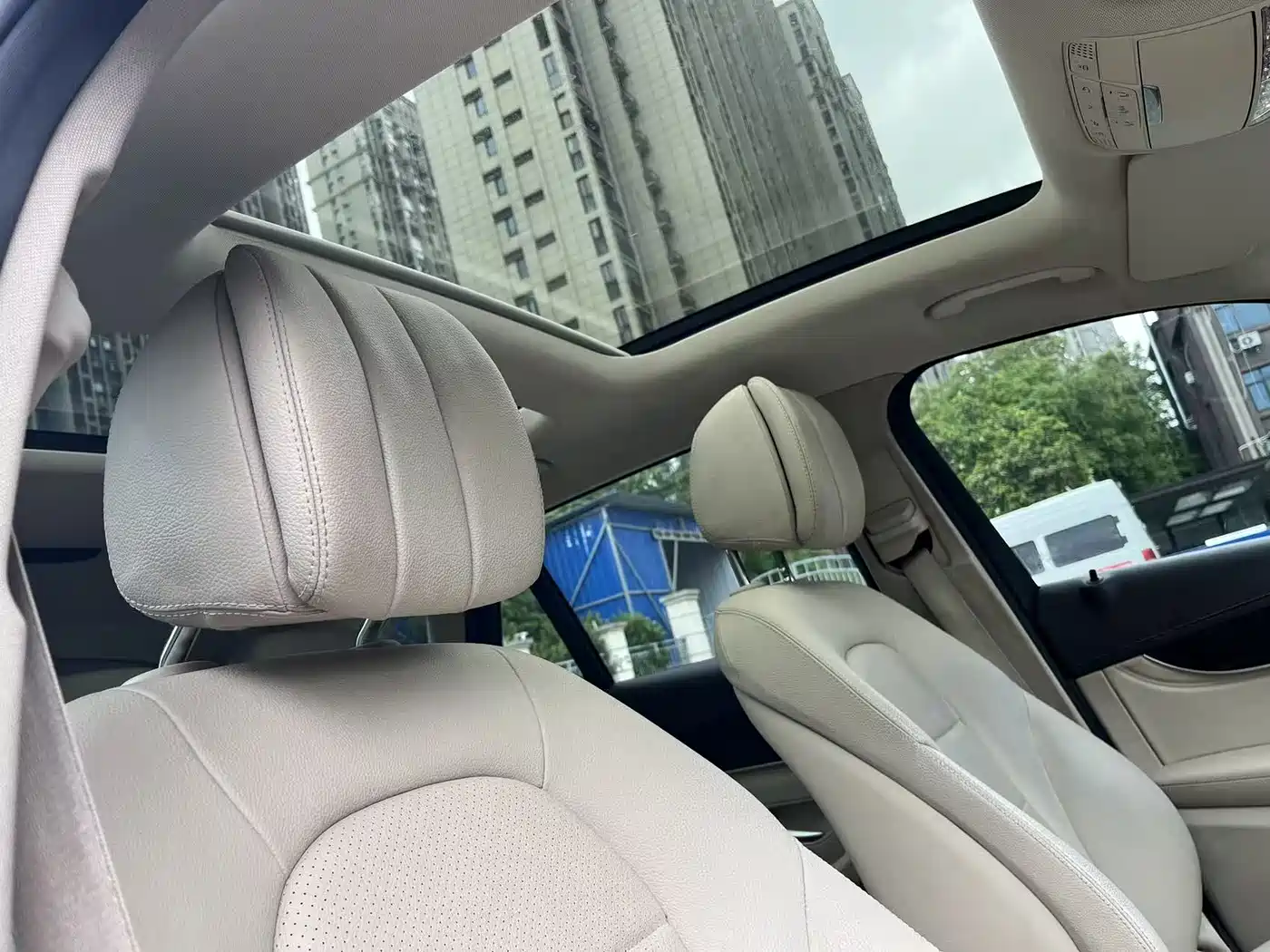 Mercedes-Benz GLC 2017 GLC 260 4MATIC Luxury фото 15