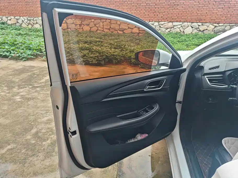 Photo 7 - Roewe i5