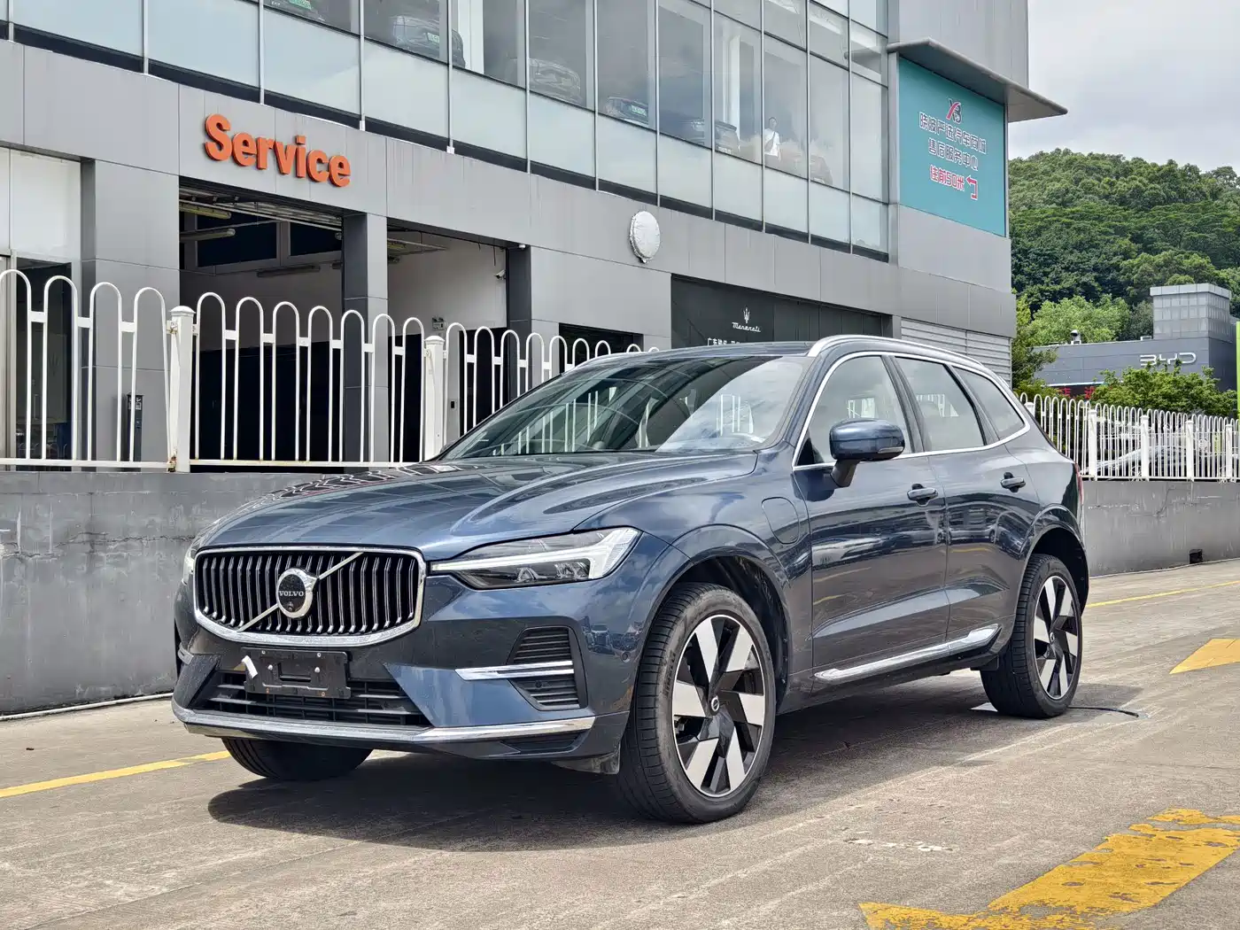 Volvo XC60 Plug-in Hybrid 2024 2025 Plug-in Hybrid Long Range AWD Zhiya Luxury Edition