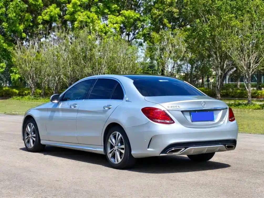 Mercedes-Benz C-Class 2017 C 200 L Sport фото 13
