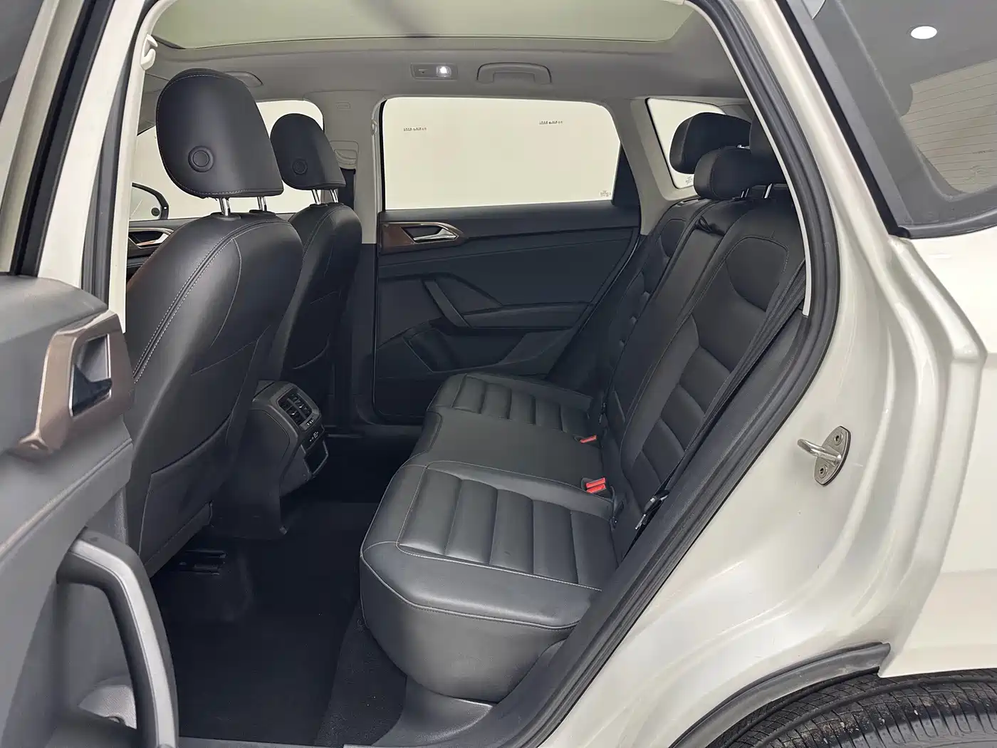 Volkswagen Tharu, миниатюра 14