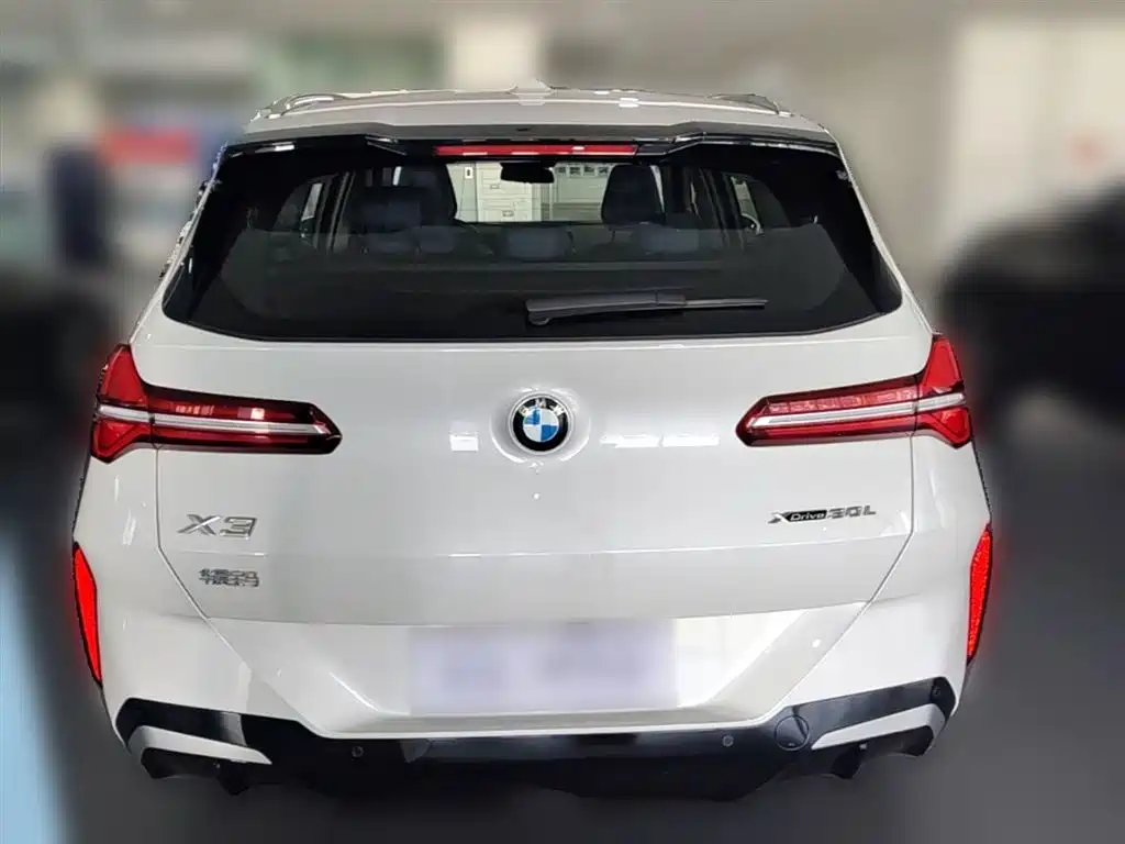 BMW X3 2025 xDrive30L Premium M Sport Package фото 10