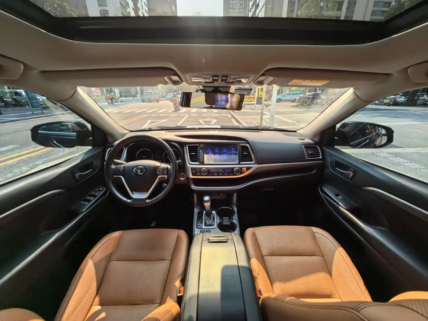 Toyota Highlander 2018 Model 2.0T 4WD Knight Edition 7-Seater China VI фото 12