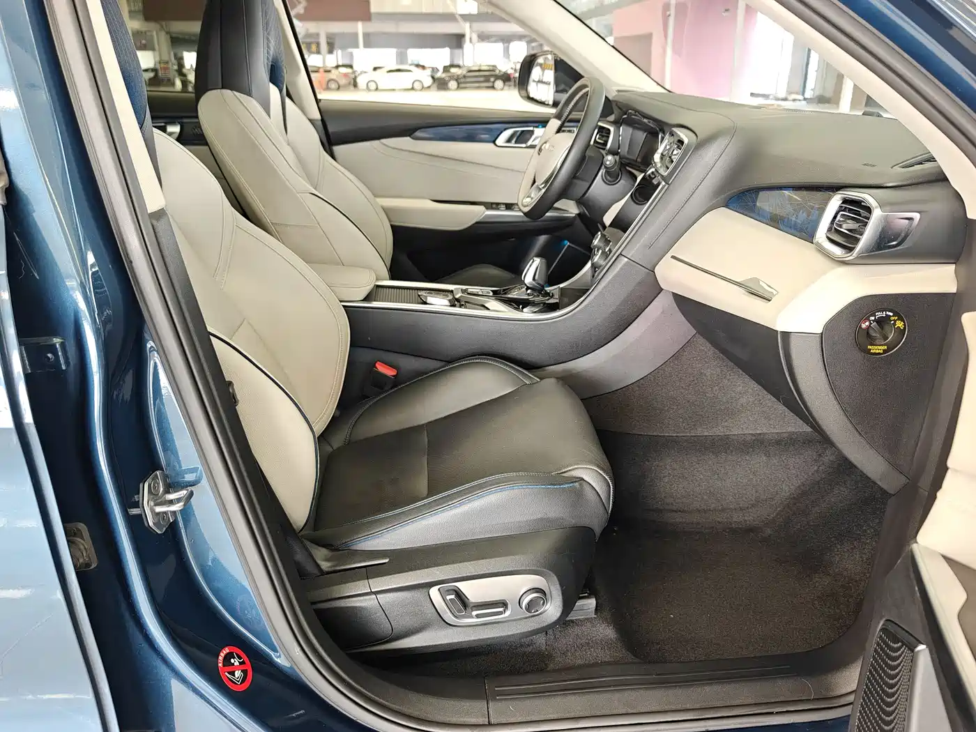 Lynk & Co 01 2019 2.0T 2WD Pro Edition China V фото 16