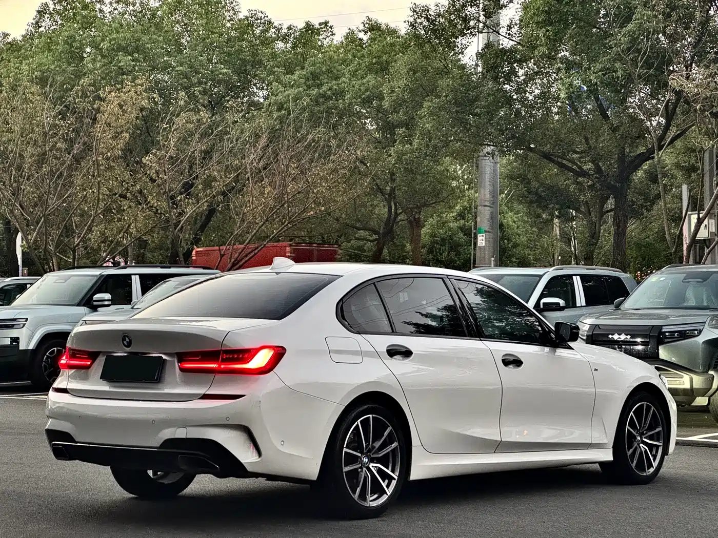 BMW 3 Series 2020 325Li M Sport Package фото 14