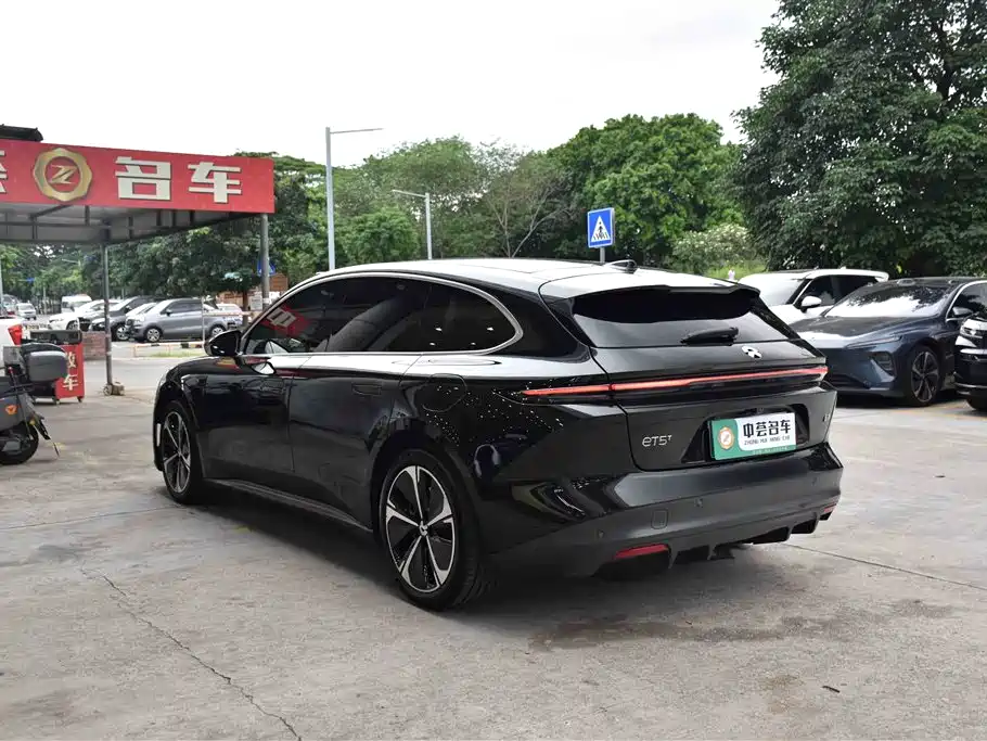 NIO NIO ET5T