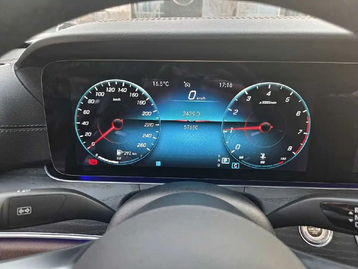 Mercedes-Benz E-Class 2023 Facelift E 260 L Sport фото 6