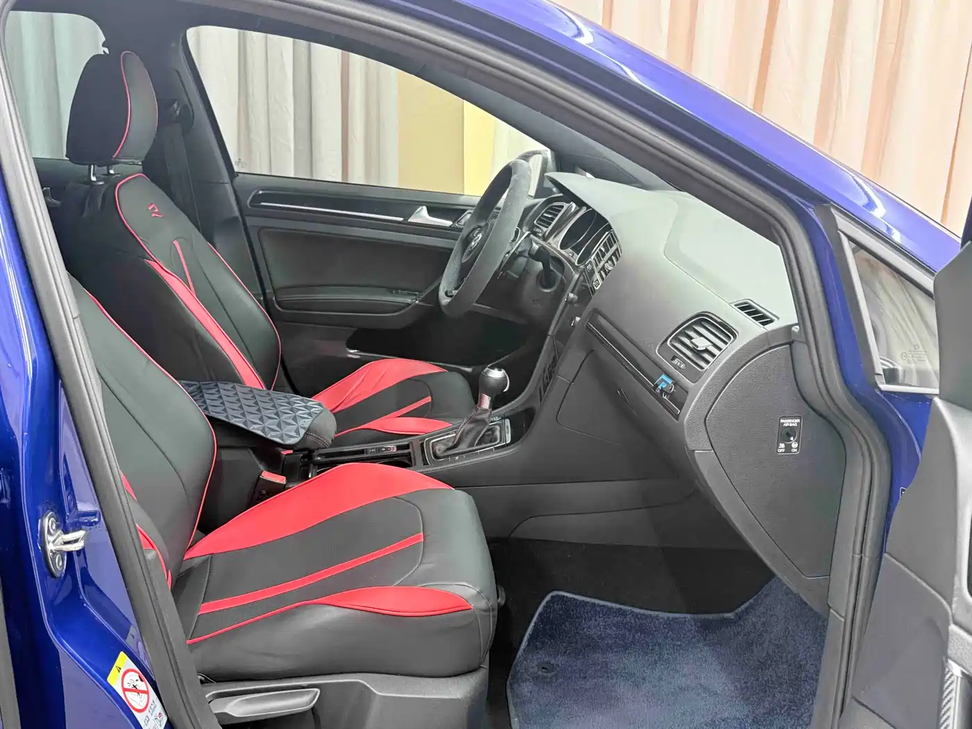 Volkswagen Golf (Import) 2015 2.0TSI R фото 10