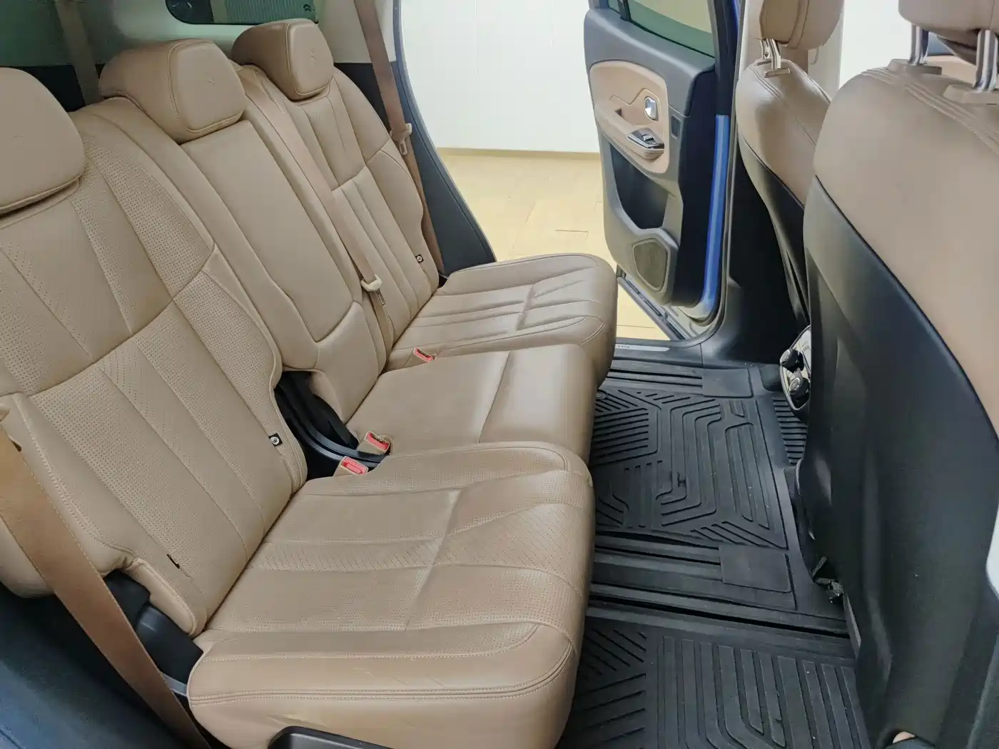NIO ES8 2019 2018 Founder Edition