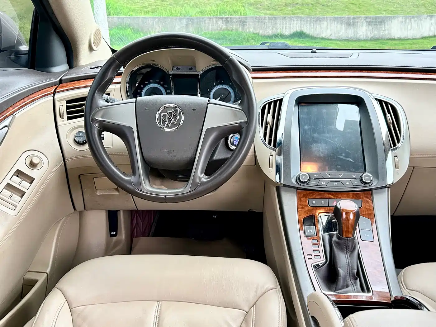 Buick LaCrosse 2013 2012 2.4L SIDI Luxury Edition