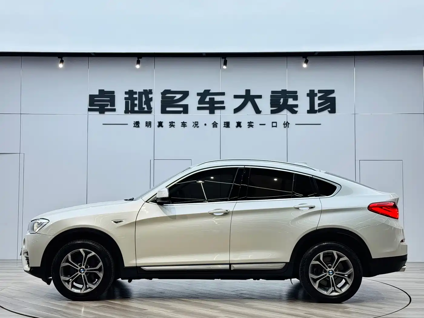 BMW X4 2014 xDrive20i X Design Package фото 4