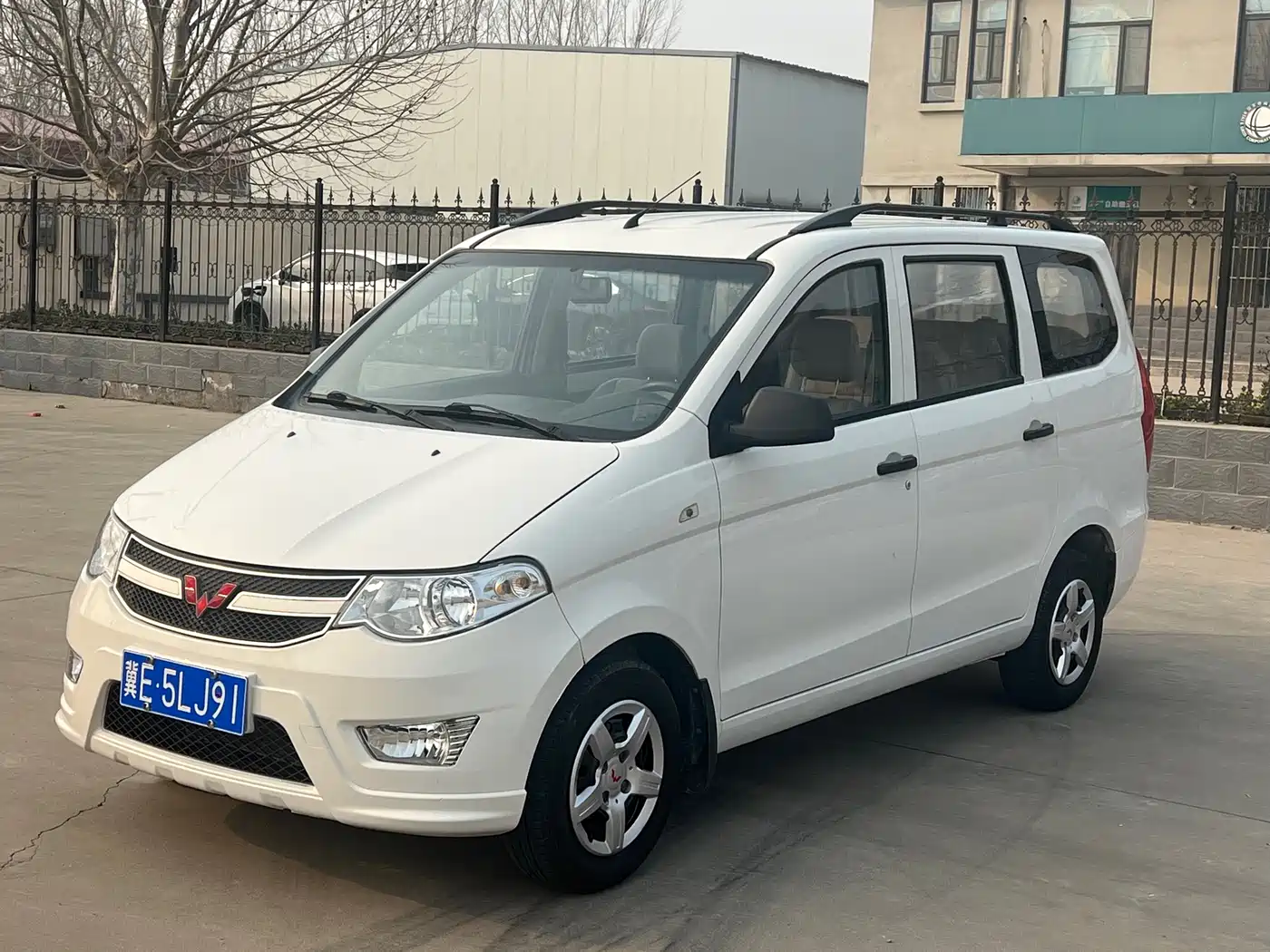 Wuling Motors Wuling Hongguang 2015 — пригон из Китая