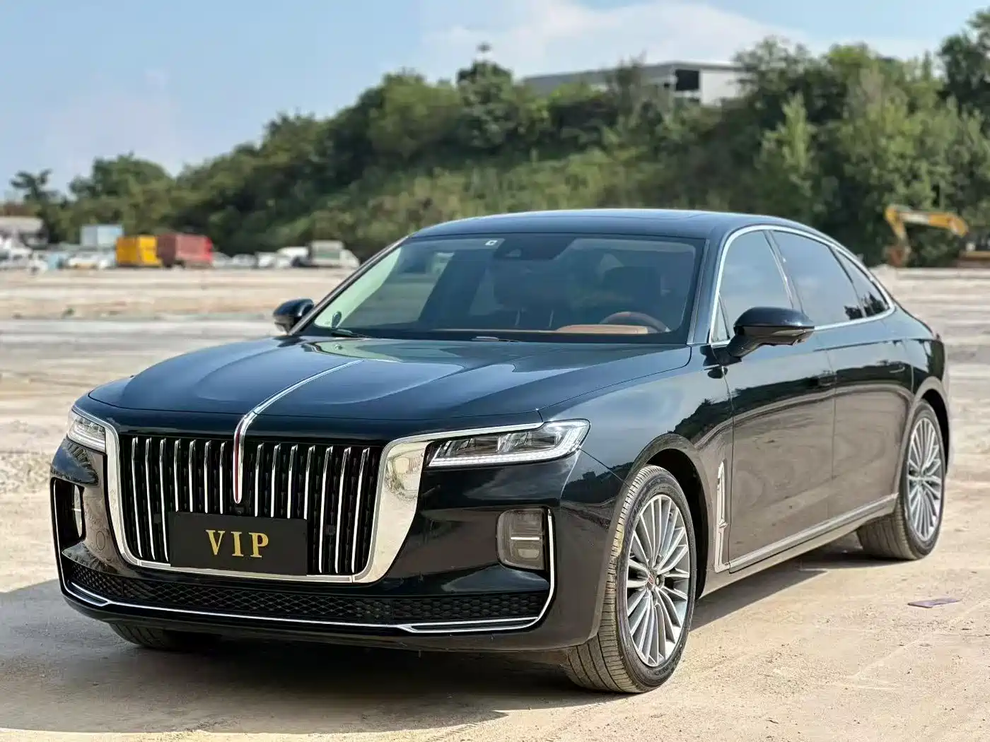  Hongqi Hongqi H9 2022 2.0T Smart Connect Flag Enjoy Edition