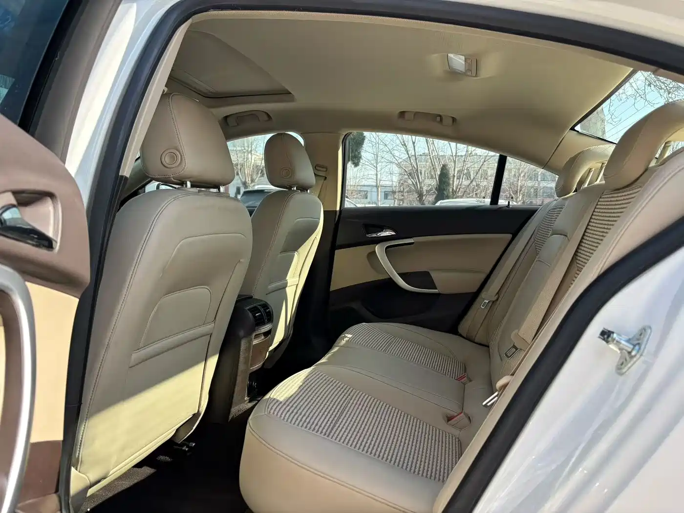 Buick Regal 2015 2.0L Leading Fashion Model фото 8