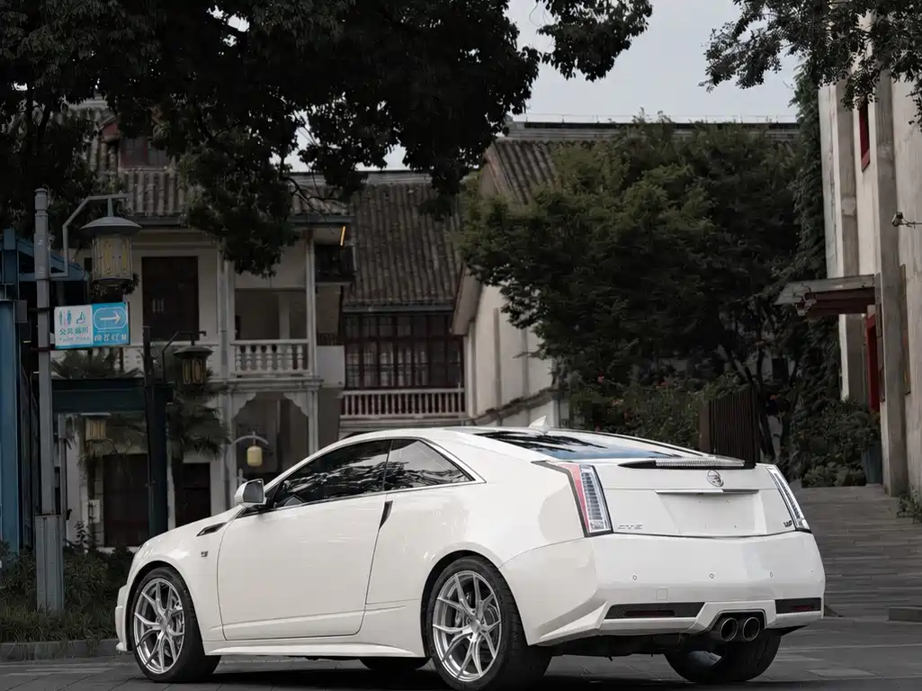 Cadillac CTS (Import) 2013 2012 6.2L CTS-V COUPE