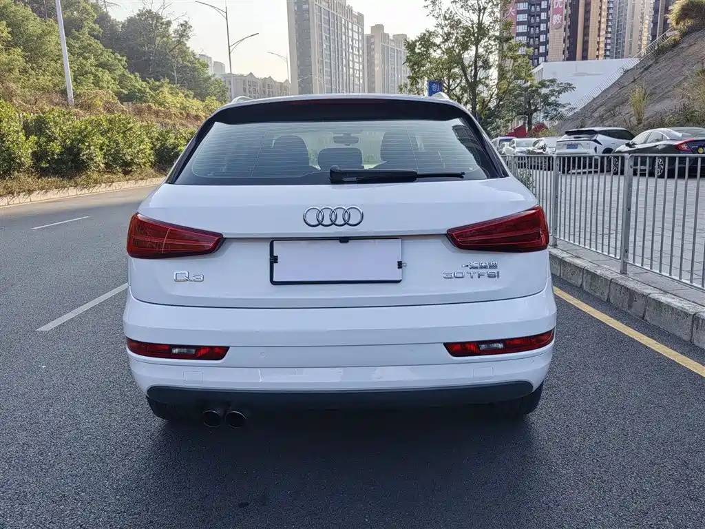 Audi Q3 2017 30 TFSI Fashion фото 25