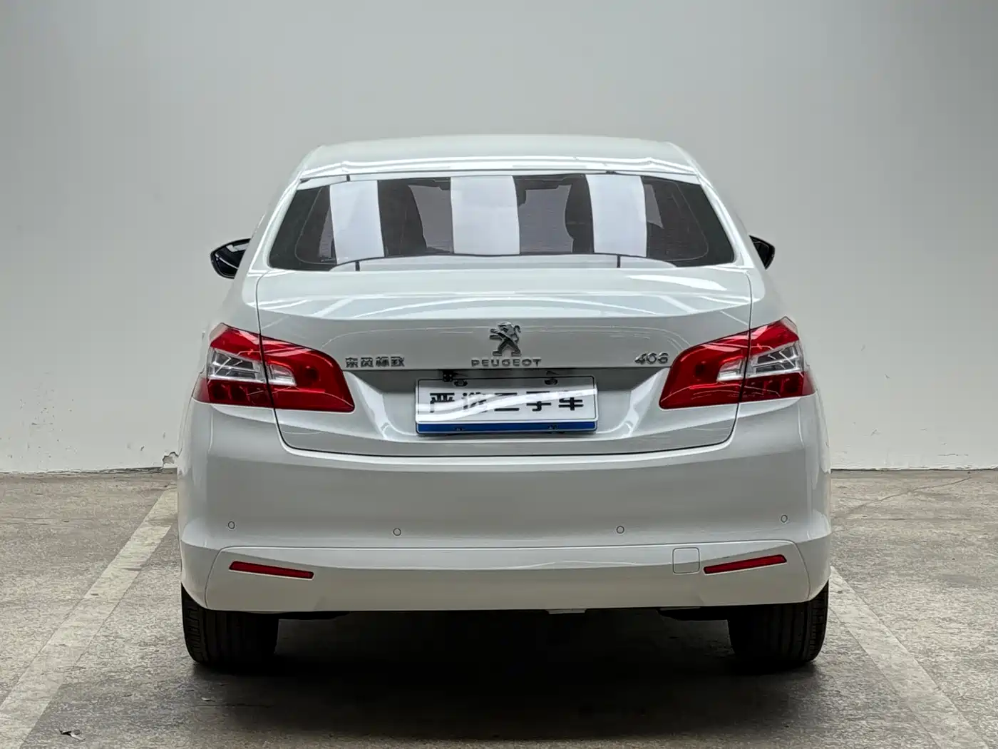 Peugeot 408 2015 Model 1.2T Automatic Luxury Edition фото 3