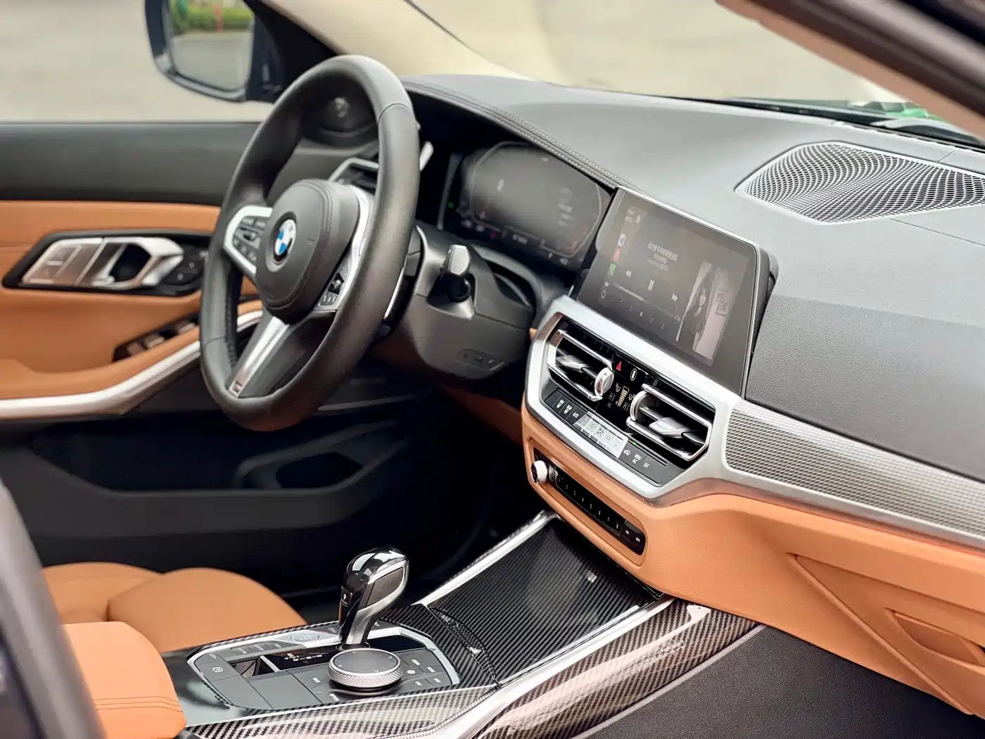 BMW 3 Series 2020 Facelift 325i M Sport Night Edition фото 28