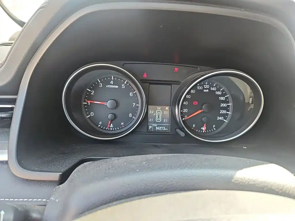 Photo 12 - Haval M6