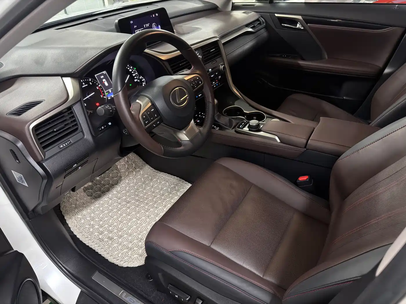 Lexus RX 2016 300 4WD Elegance Edition (China V) фото 4