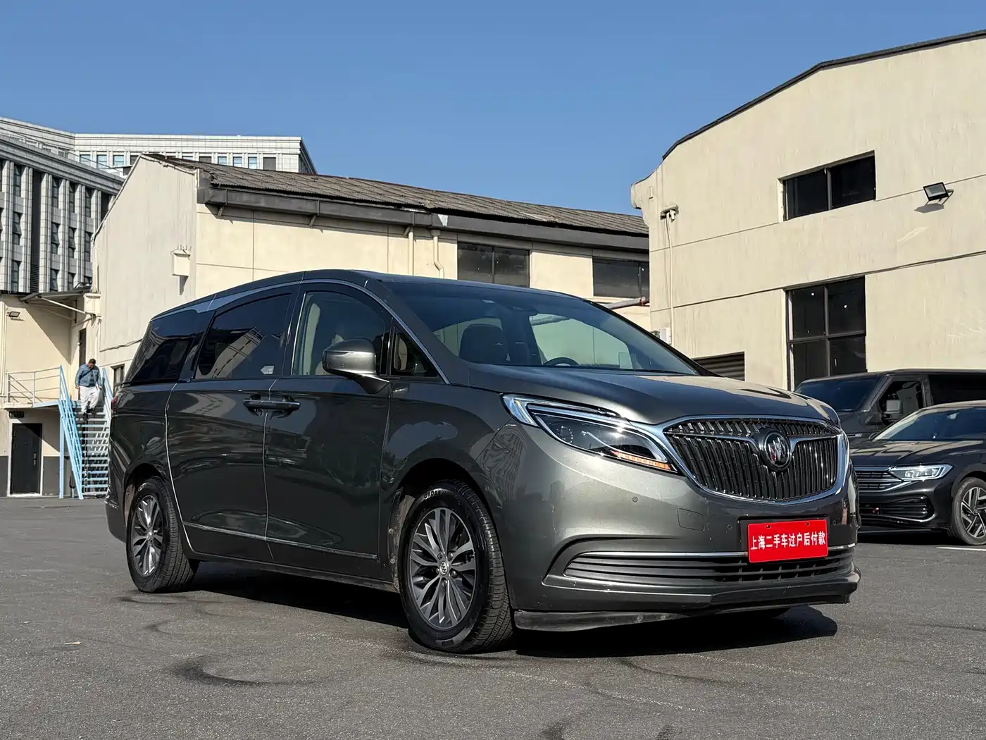 Buick GL8 2018 ES 28T Flagship Type China VI фото 2