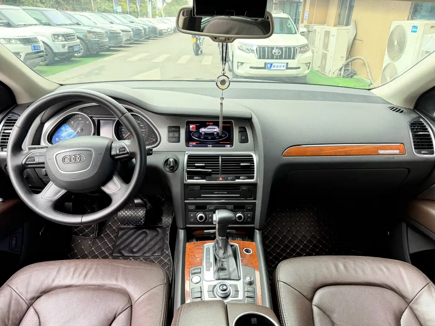 Audi Q7 2014 35 TDI Sport фото 5