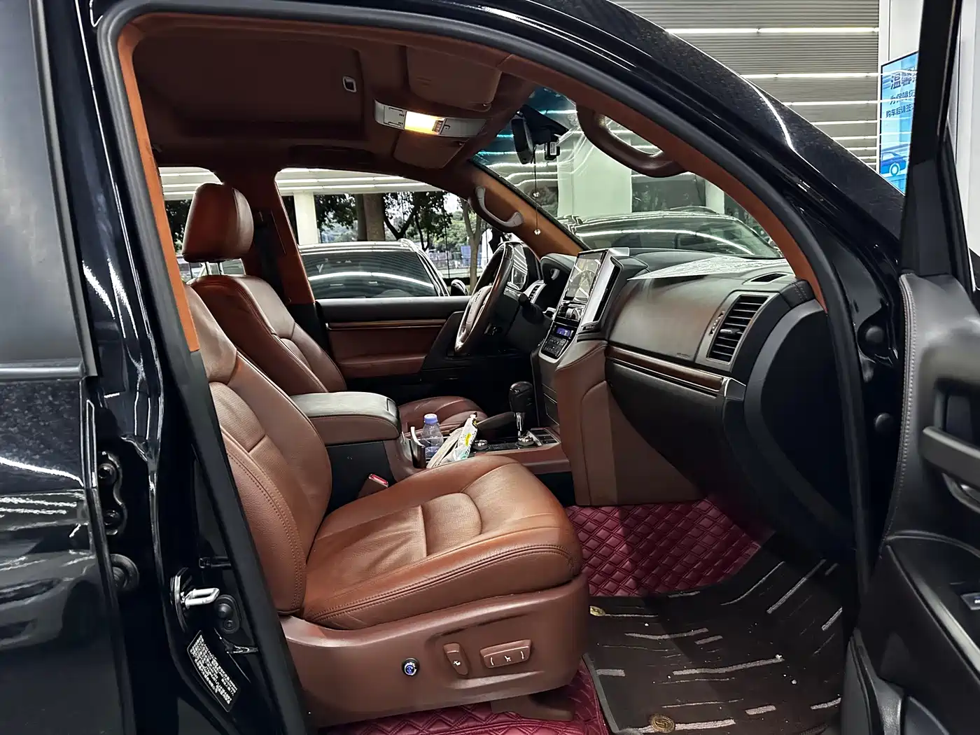 Toyota Land Cruiser (Import) 2019