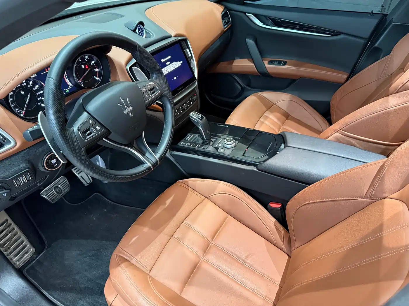 Maserati Ghibli 2023 3.0T Modena фото 5