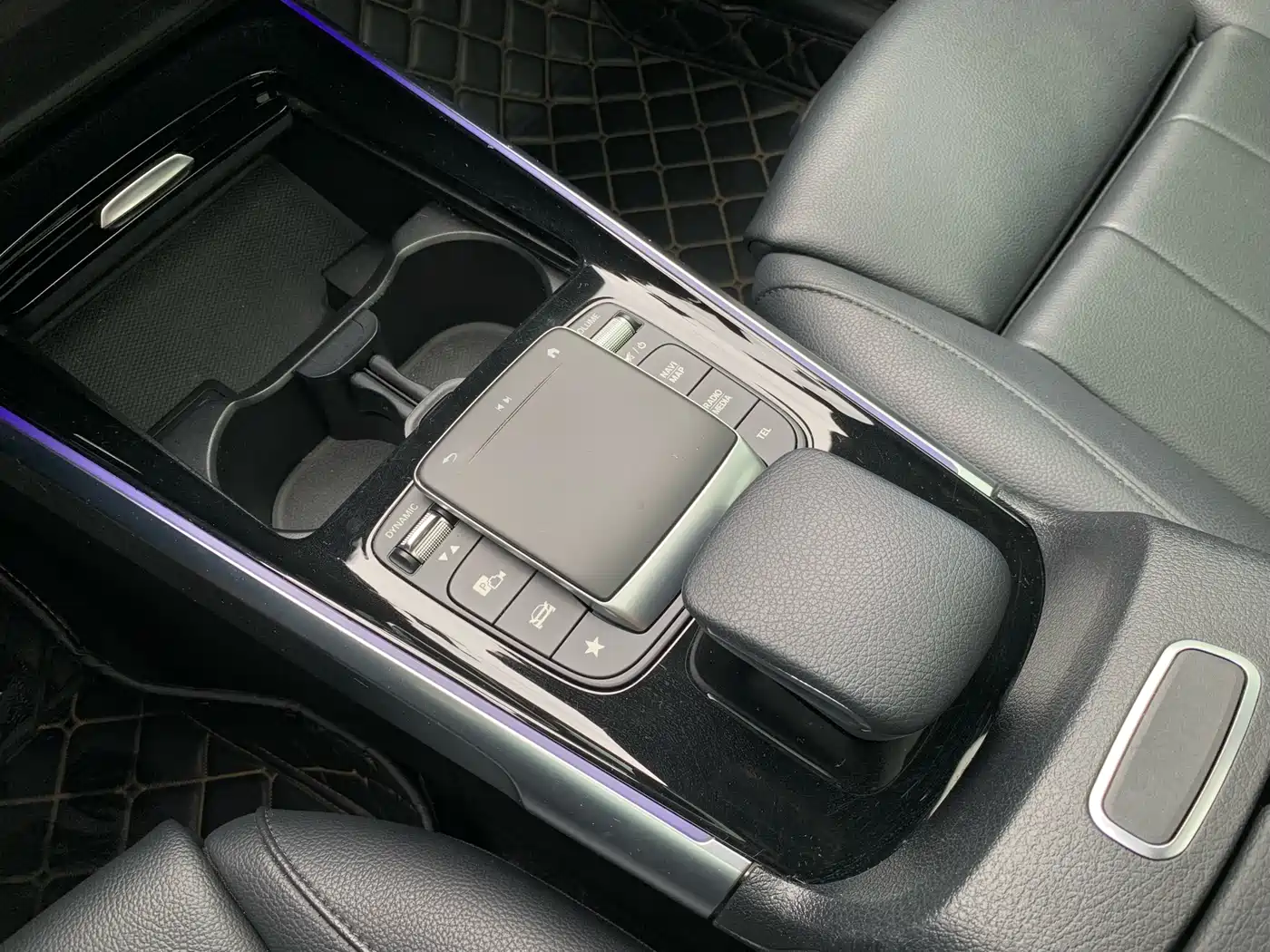 Mercedes-Benz GLB 2021 GLB 200 Dynamic фото 22