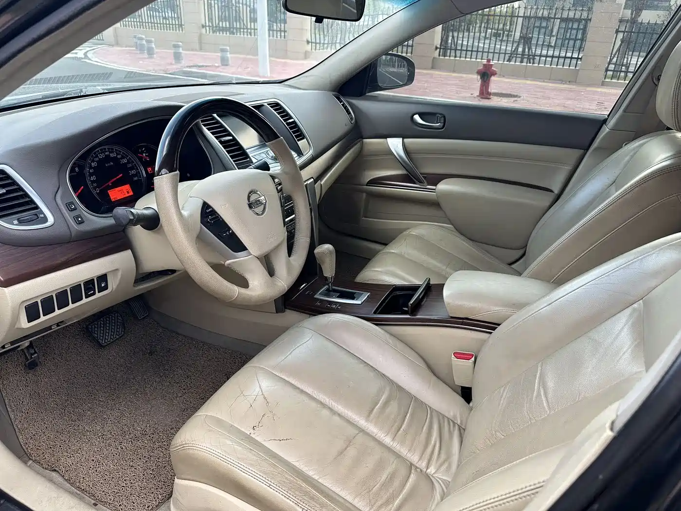 Фото 4 - Nissan Teana