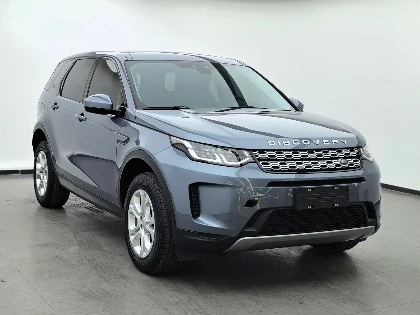 Land Rover Discovery Sport 2020 200PS Family Edition фото 3