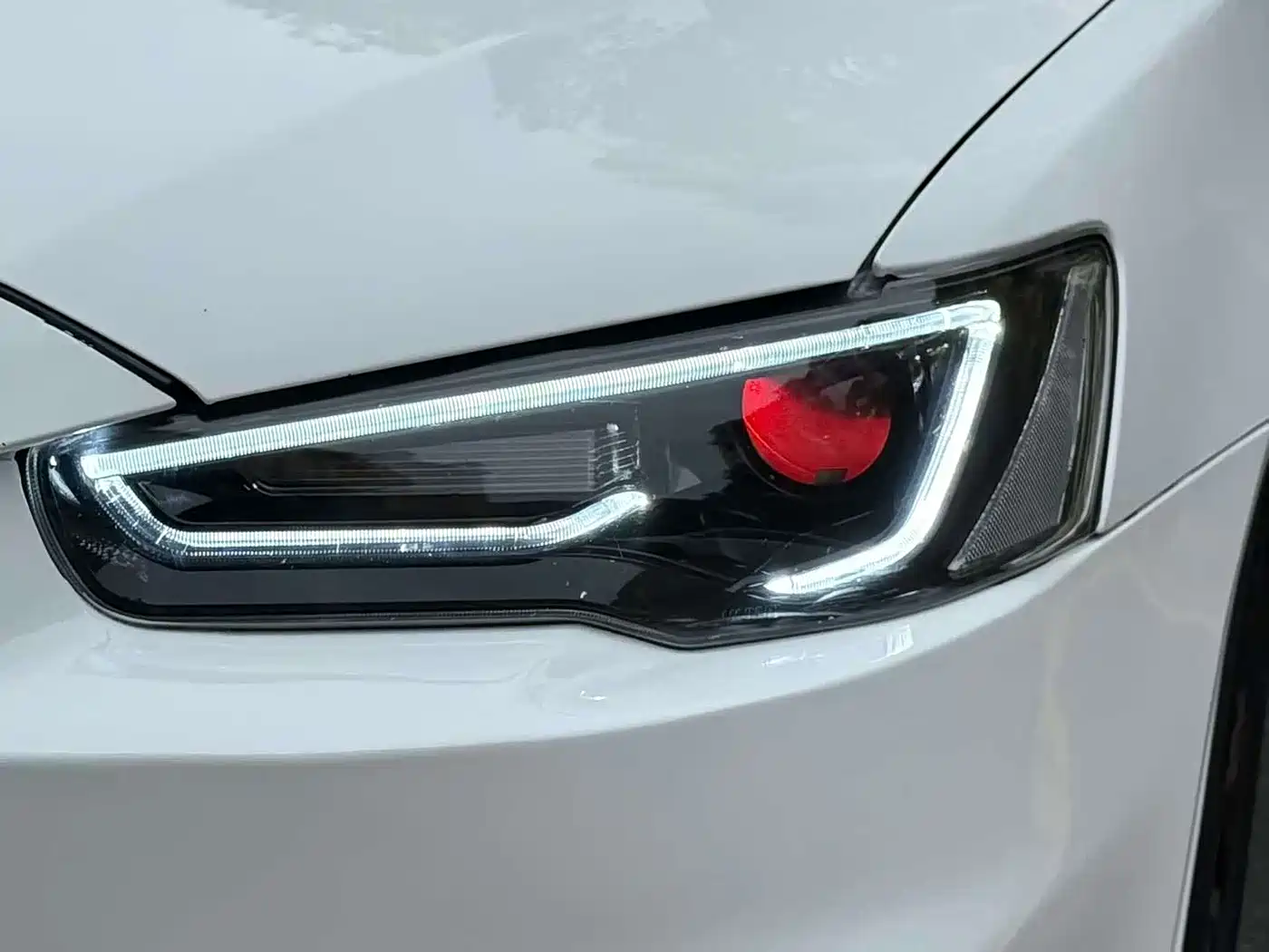 Mitsubishi Lancer EX 2011 Trend Edition 1.8L CVT Limited фото 4
