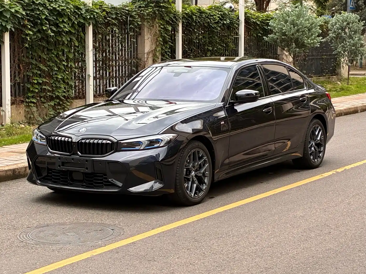 BMW 3-SERIES 2026