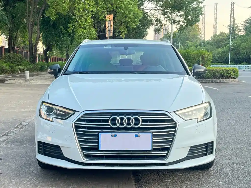 Фото 2 - Audi A3