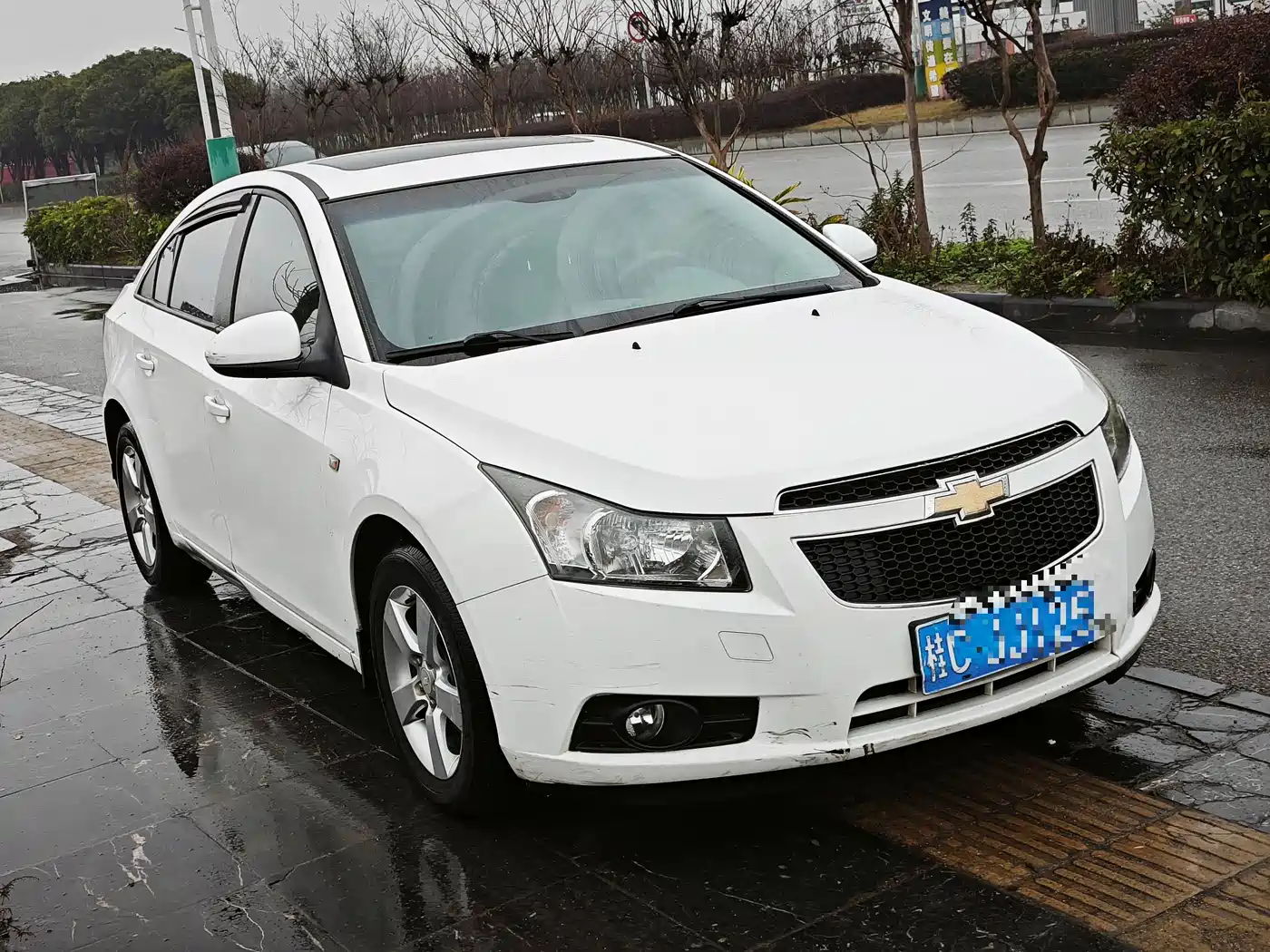 Chevrolet Cruze 2012 1.6L SE MT фото 3
