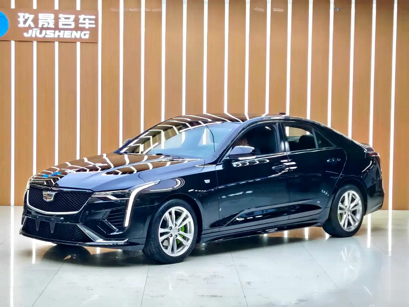 Cadillac CT4 2022 28T Fashion Style