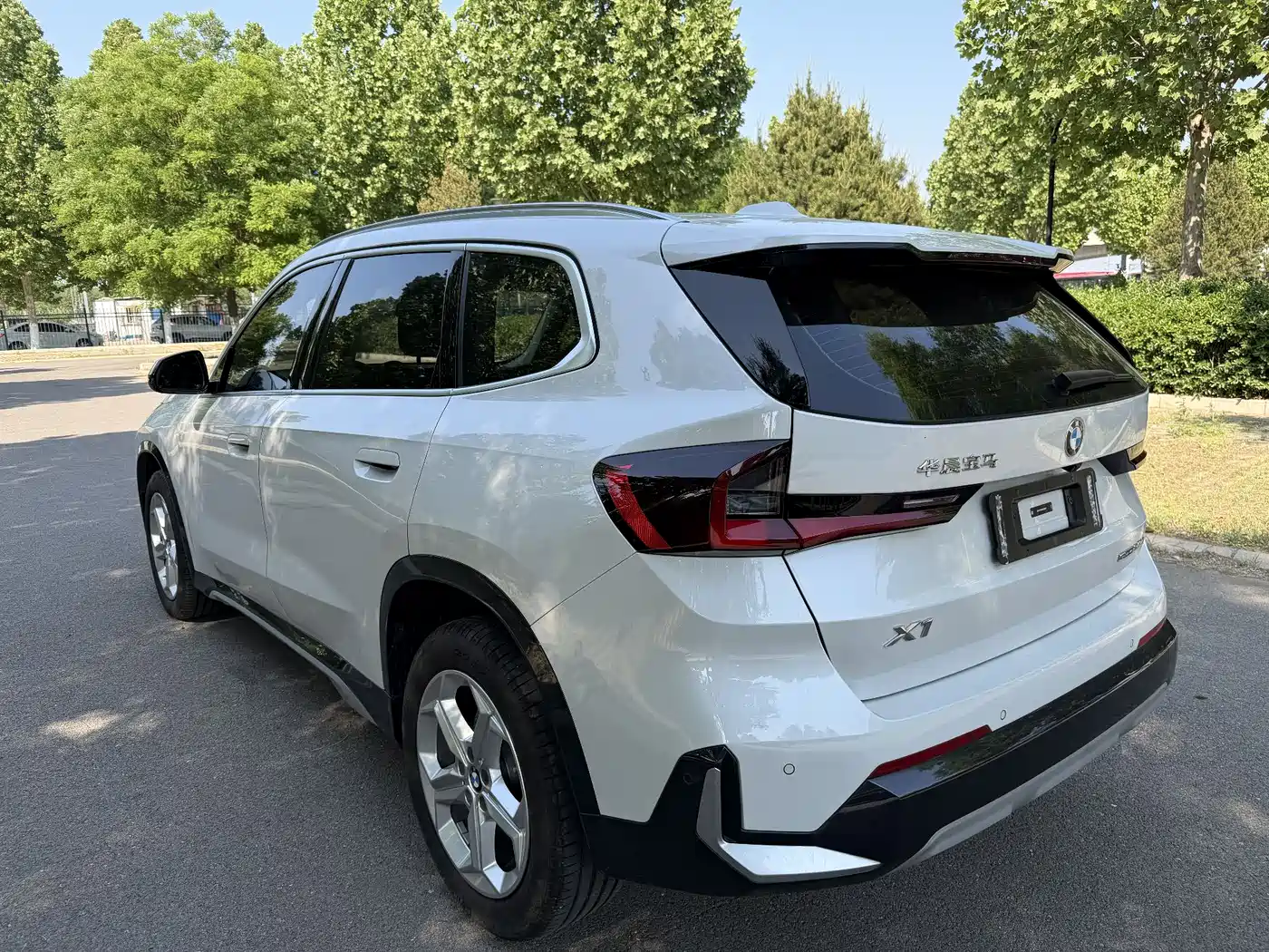 BMW X1 2023 sDrive20Li X Design Package фото 9